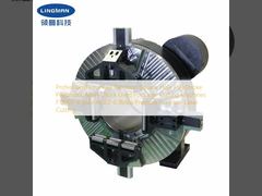 लेजर कटिंग मशीनों F130DF के लिए इस्तेमाल किया जाने वाला पेशेवर चार-जबड़े सटीक स्क्वायर होल फुल-स्ट्रोक न्यूमेटिक मेन चक, फाइबर लेजर कटिंग के लिए 0.2-0.9Mpa दबाव पर 4 जबड़े